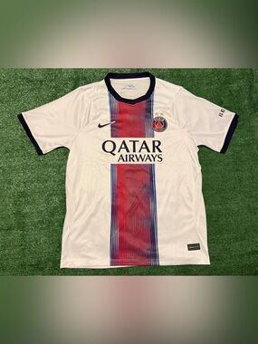 Khvicha Kvaratskhelia #7 PSG Away Jersey 26/27